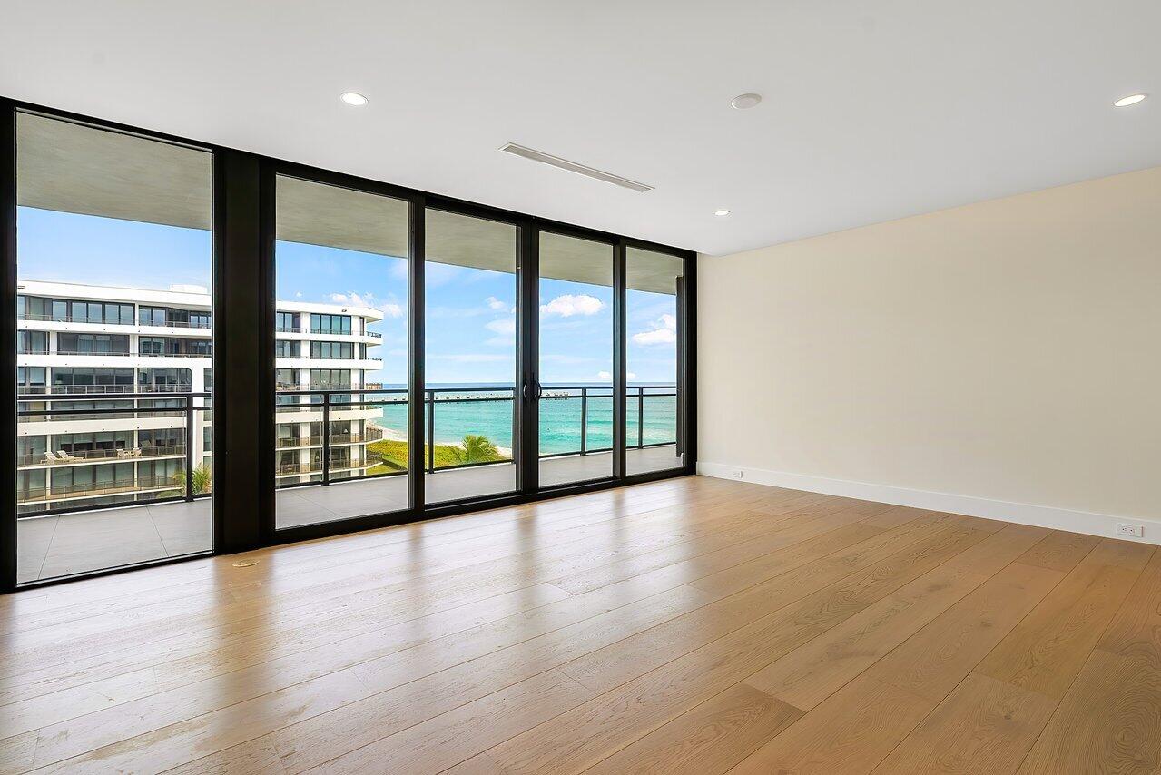 PALM BEACH HAMPTON CONDO - Residential