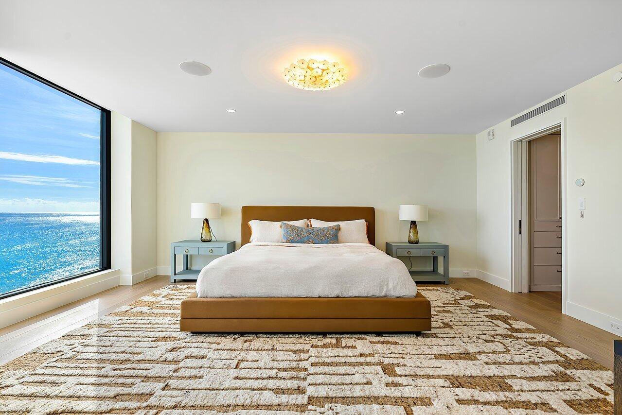 PALM BEACH HAMPTON CONDO - Residential