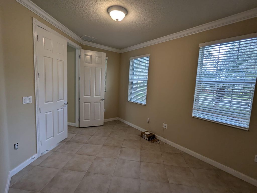 Photo of 1370 Dakota Drive, Jupiter, FL 33458 (MLS # R11063301)