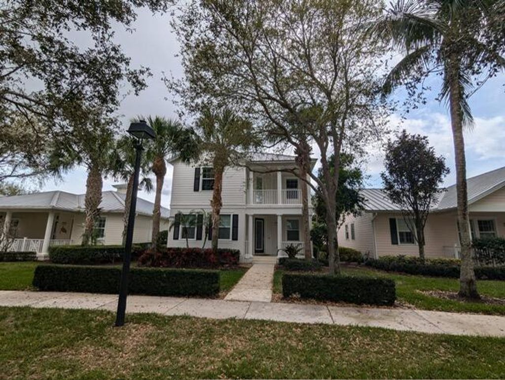 Photo of 1370 Dakota Drive, Jupiter, FL 33458 (MLS # R11063301)