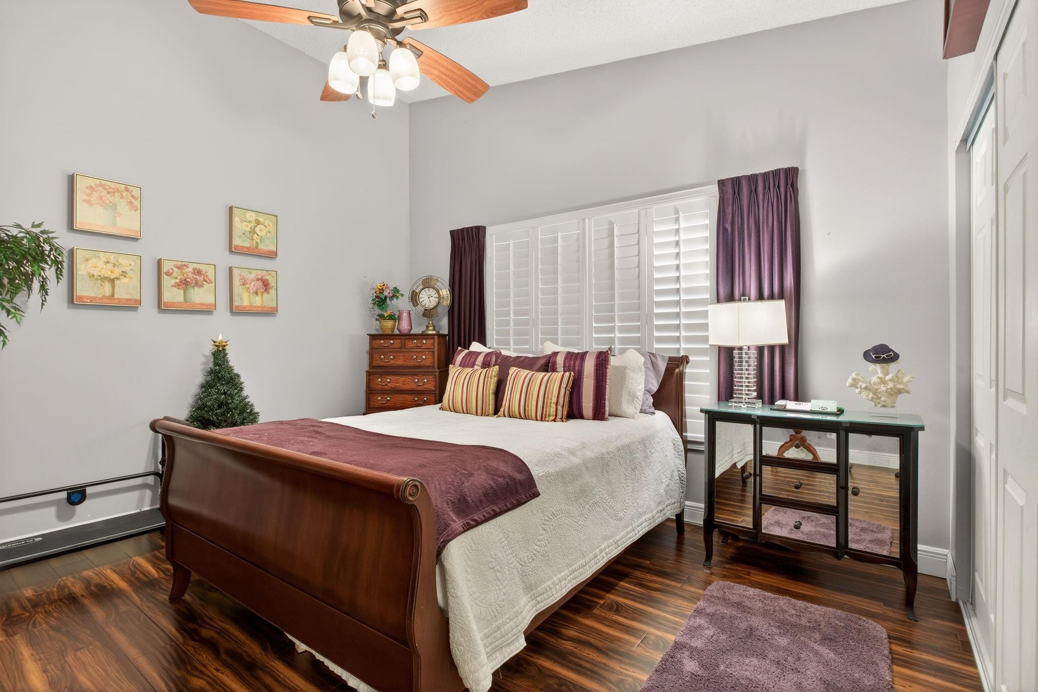 LAKE COLONY - Residential