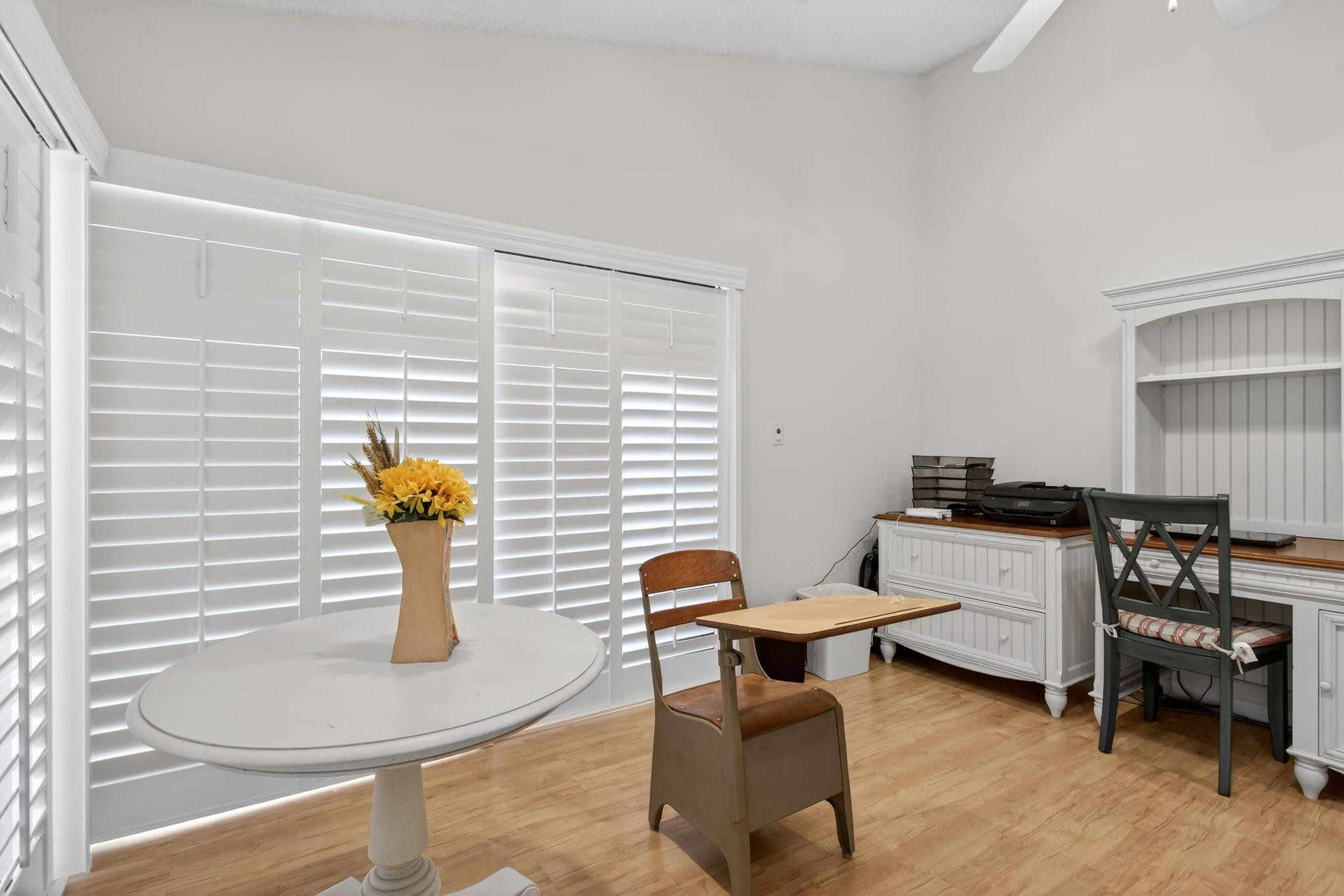 LAKE COLONY - Residential