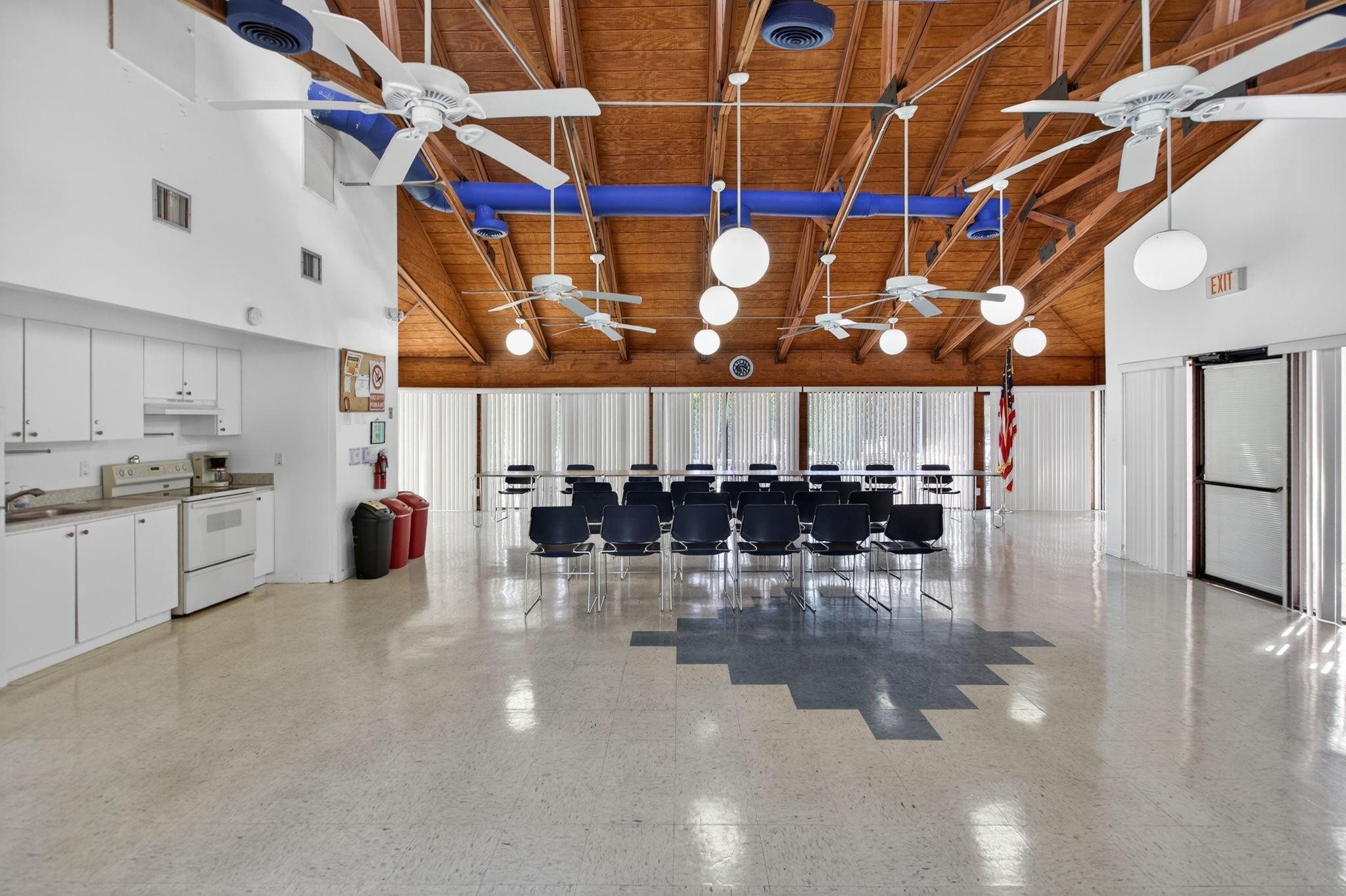 LAKE COLONY - Residential