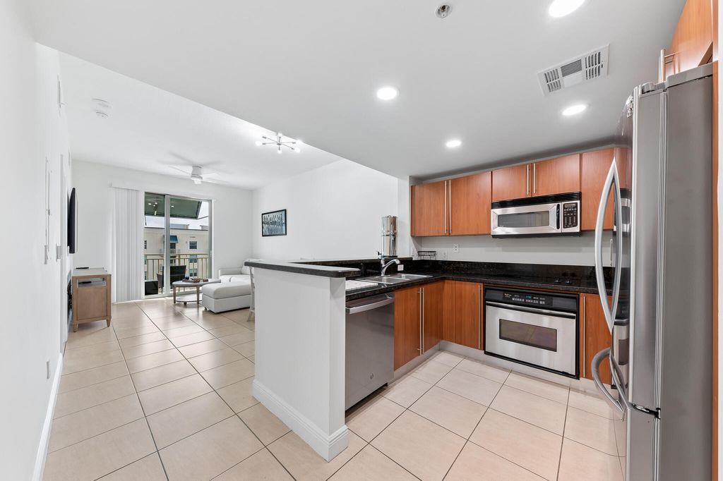 Photo of 610 Clematis Street #811, West Palm Beach, FL 33401 (MLS # B26009001)