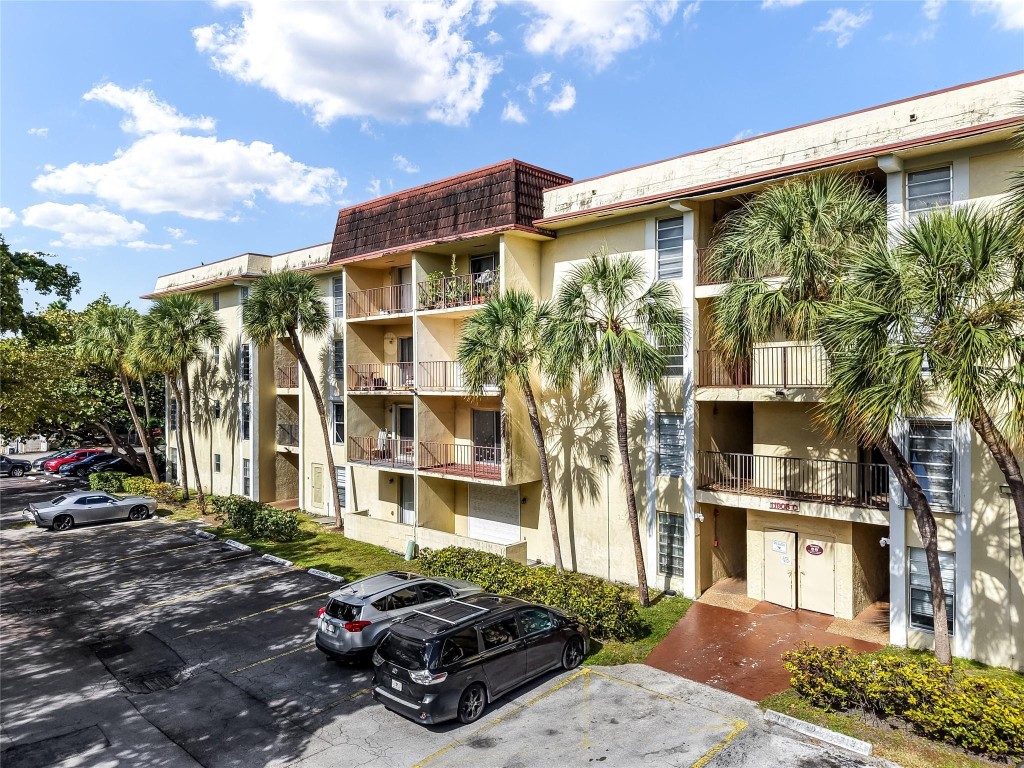 Capri Gardens Condo - Residential