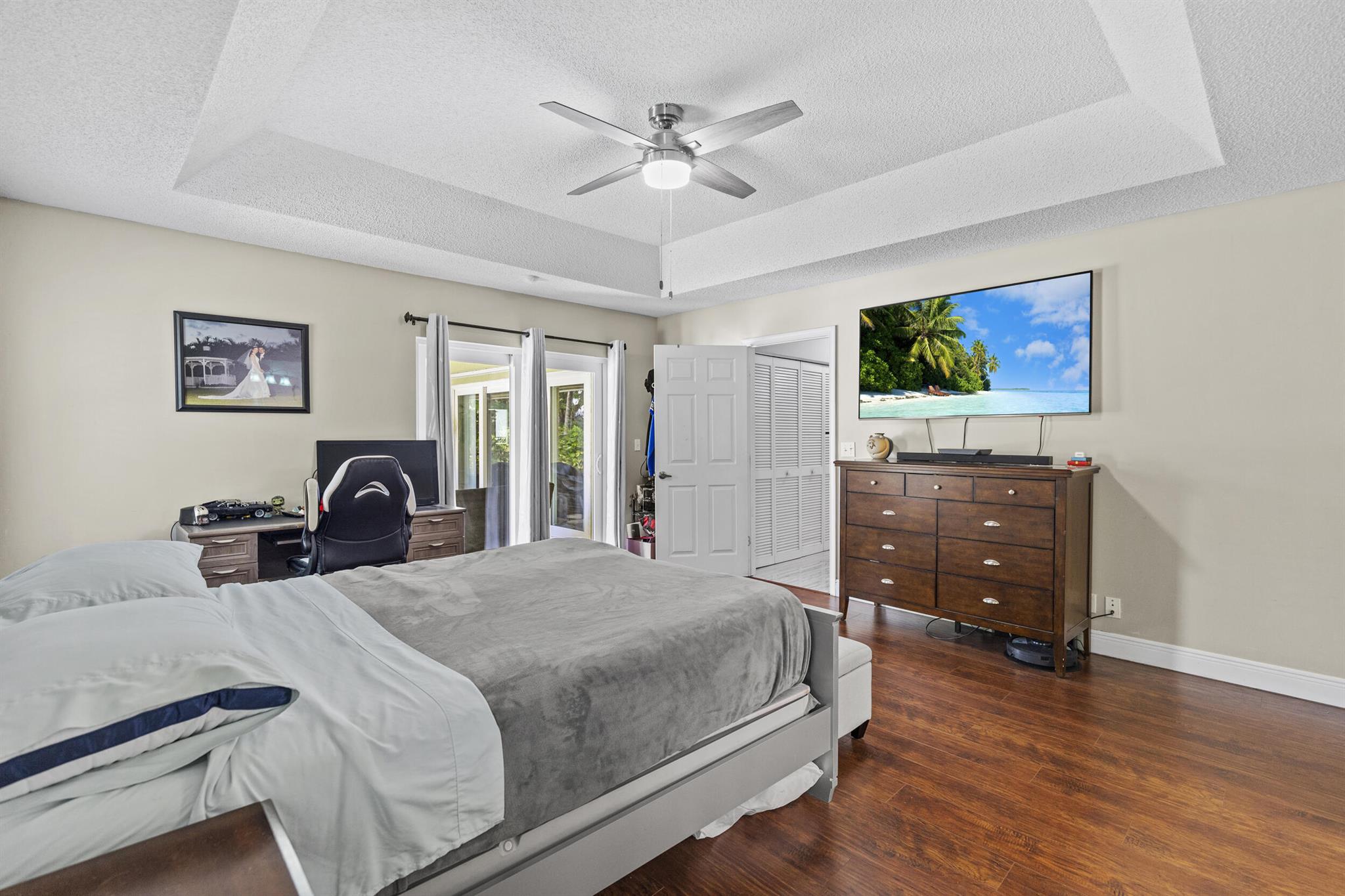 WINSTON PARK SECTION TWO- - Residential