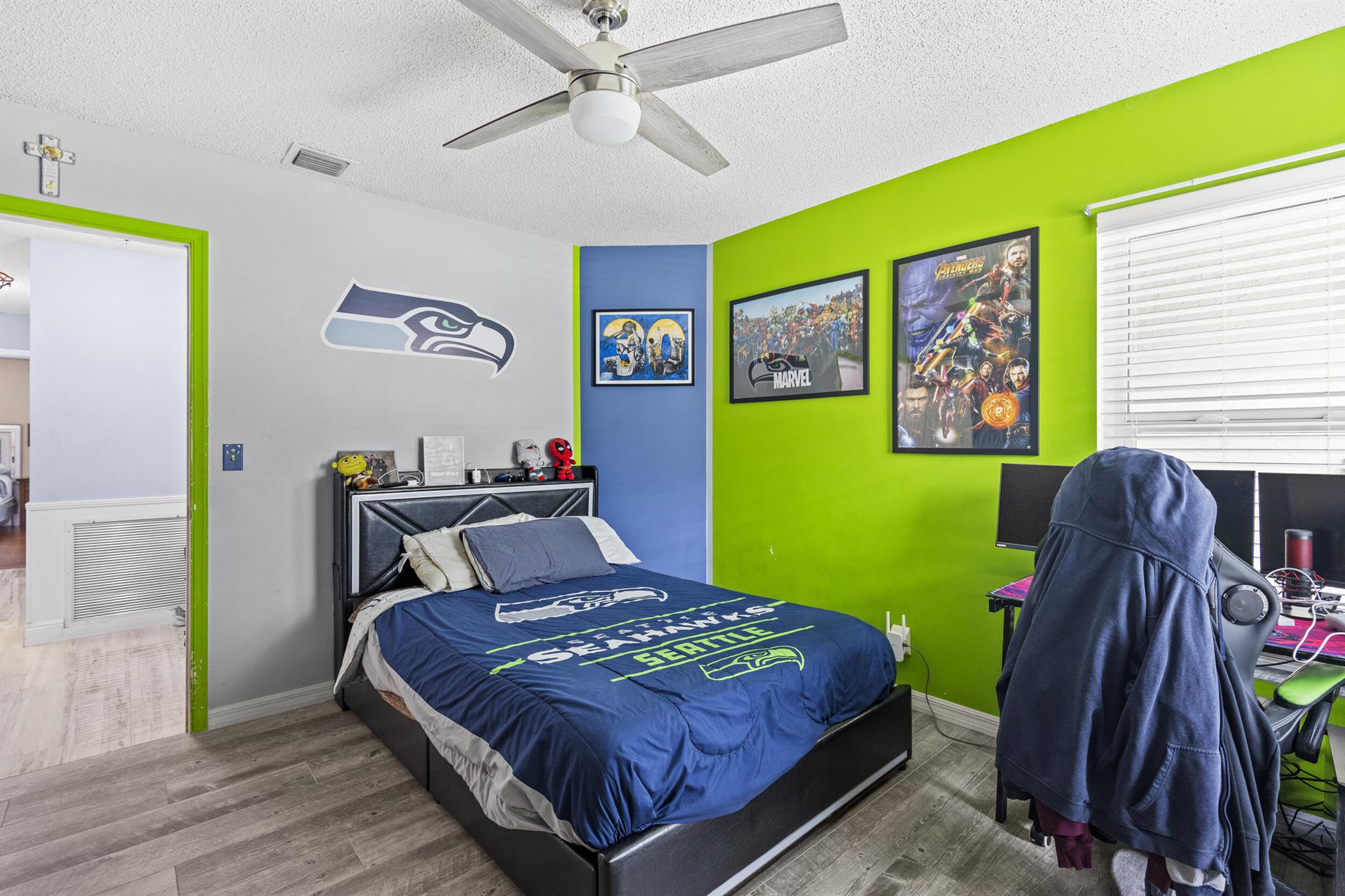 WINSTON PARK SECTION TWO- - Residential