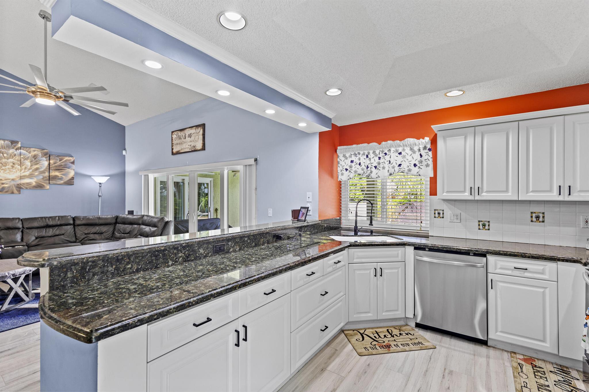 WINSTON PARK SECTION TWO- - Residential