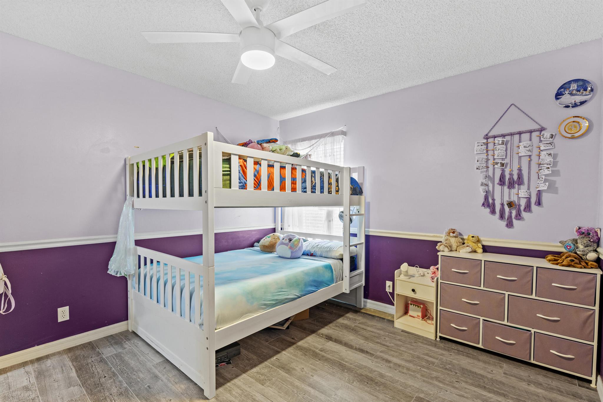 WINSTON PARK SECTION TWO- - Residential