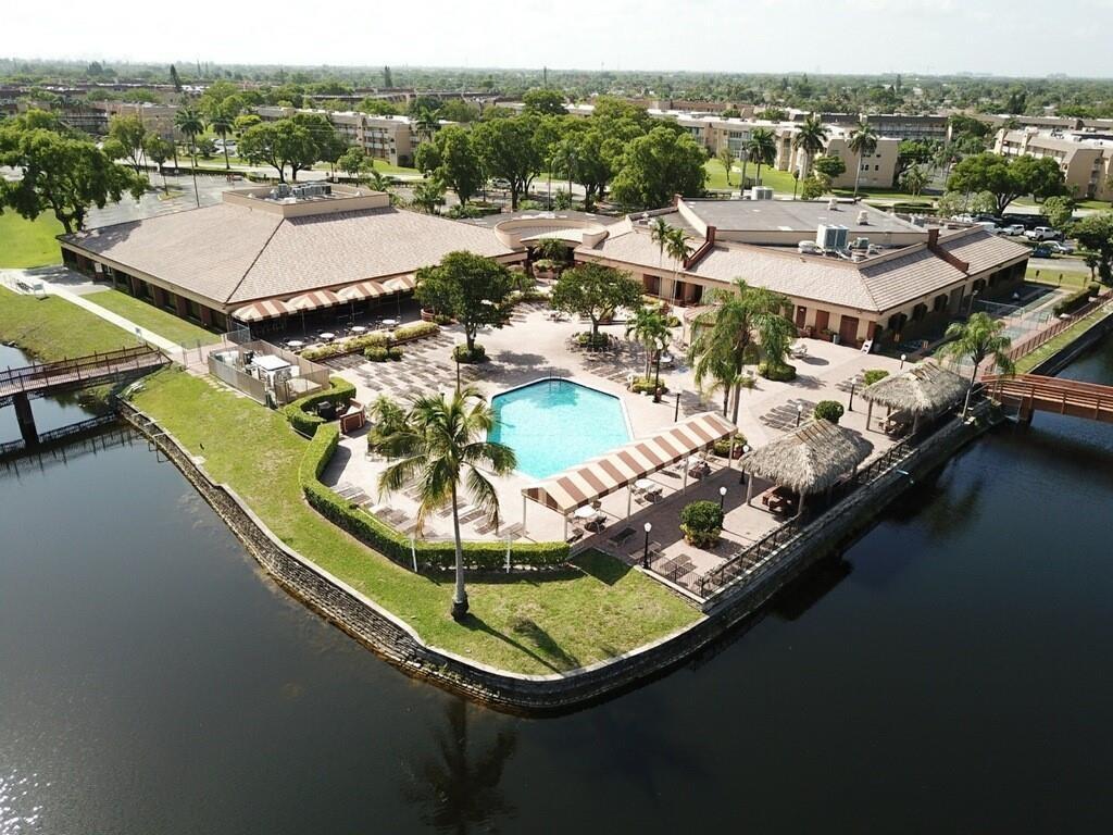 SUNRISE LAKES 65 CONDO - Residential