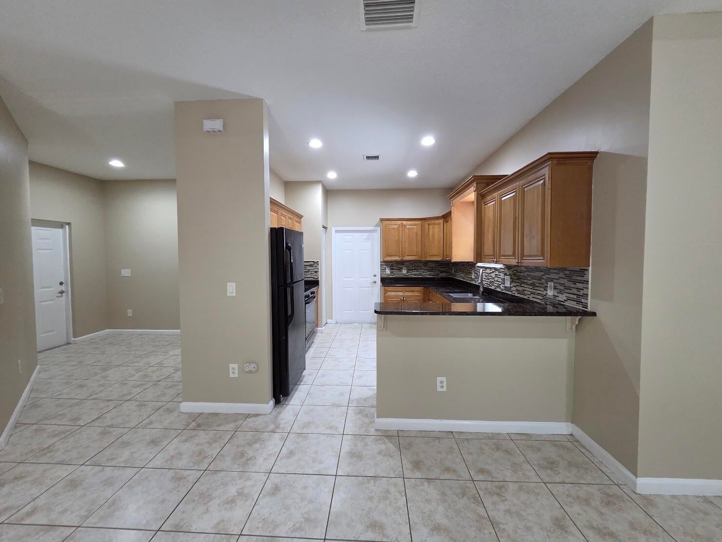 4325 COQUINA WINDS Way