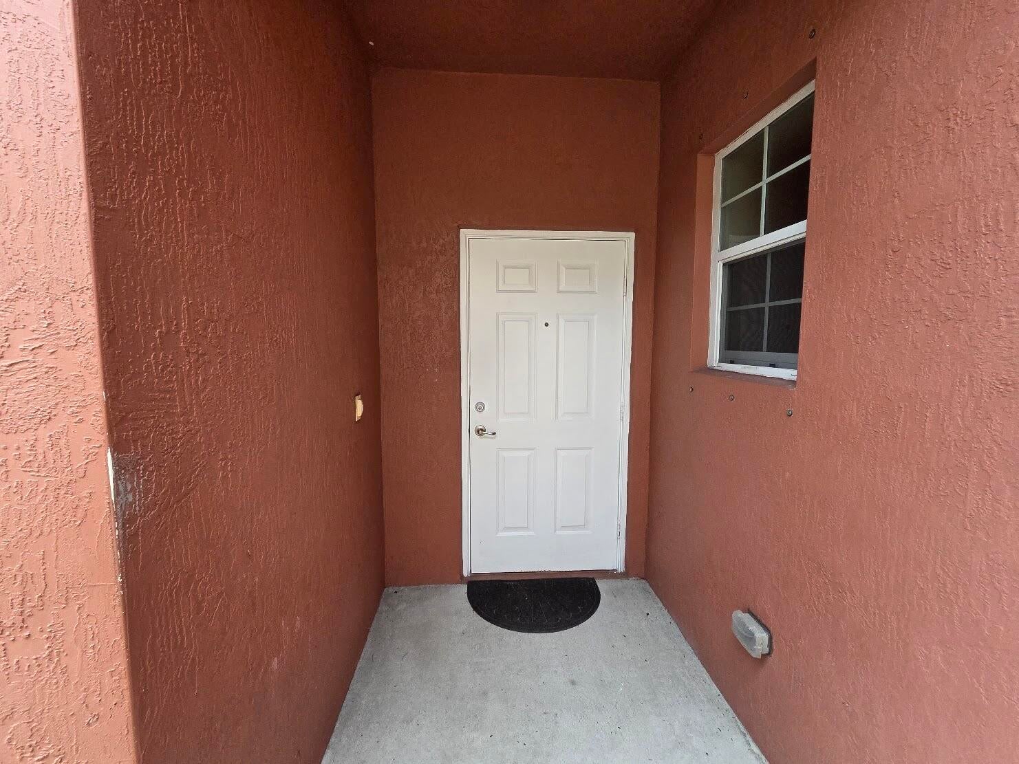4325 COQUINA WINDS Way