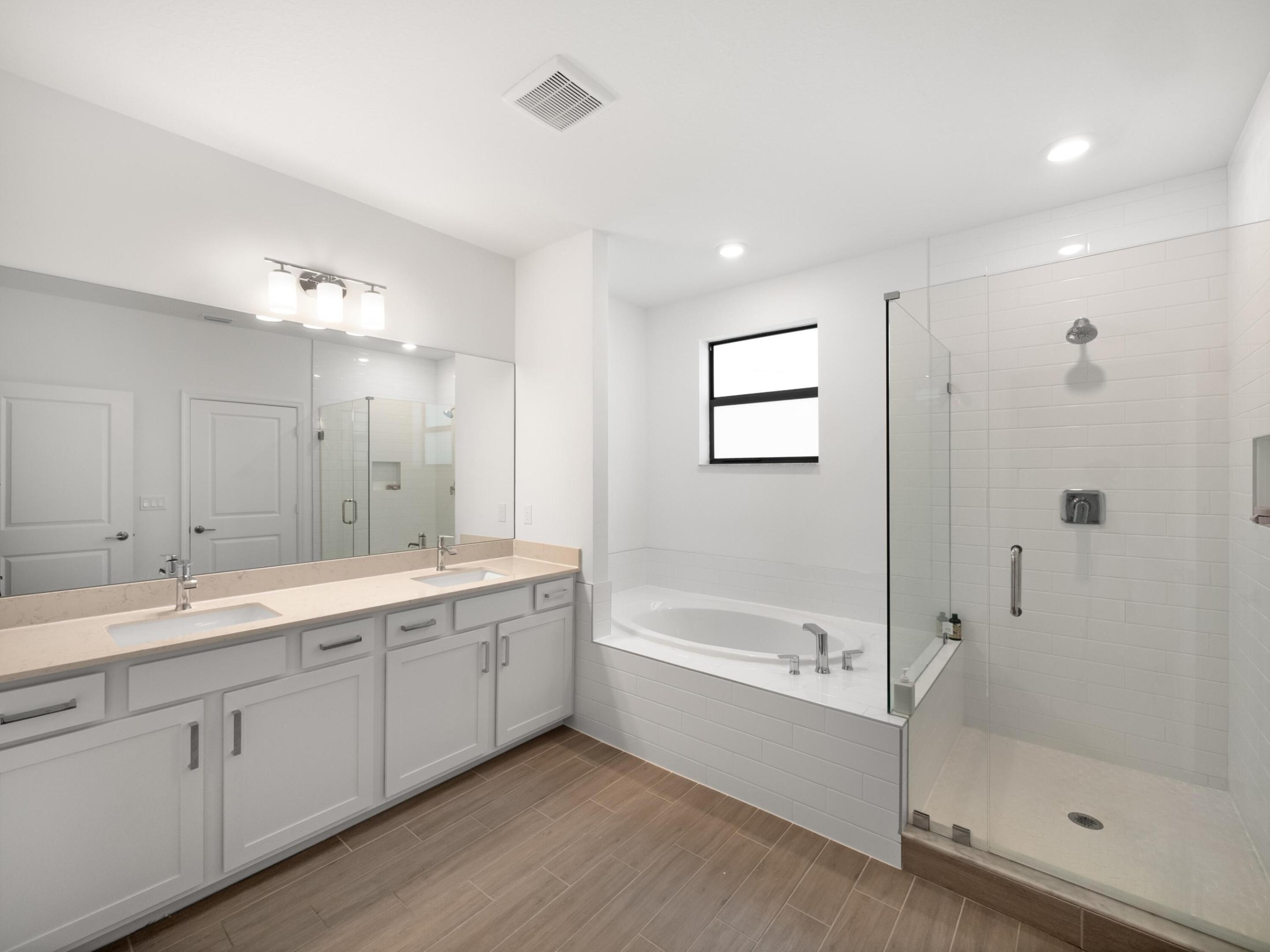 CRESTWOOD NORTH - Residential Lease