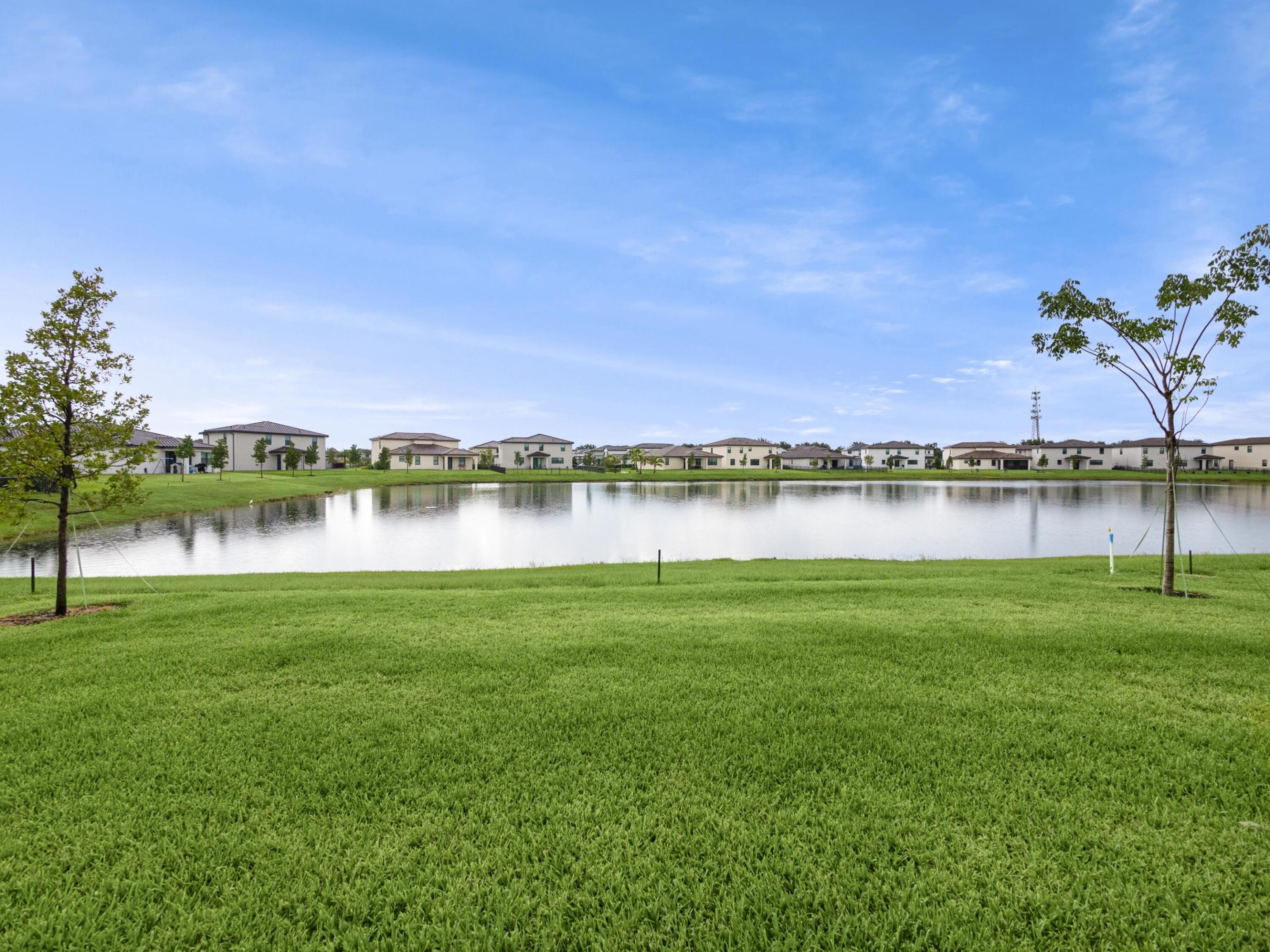 CRESTWOOD NORTH - Residential Lease