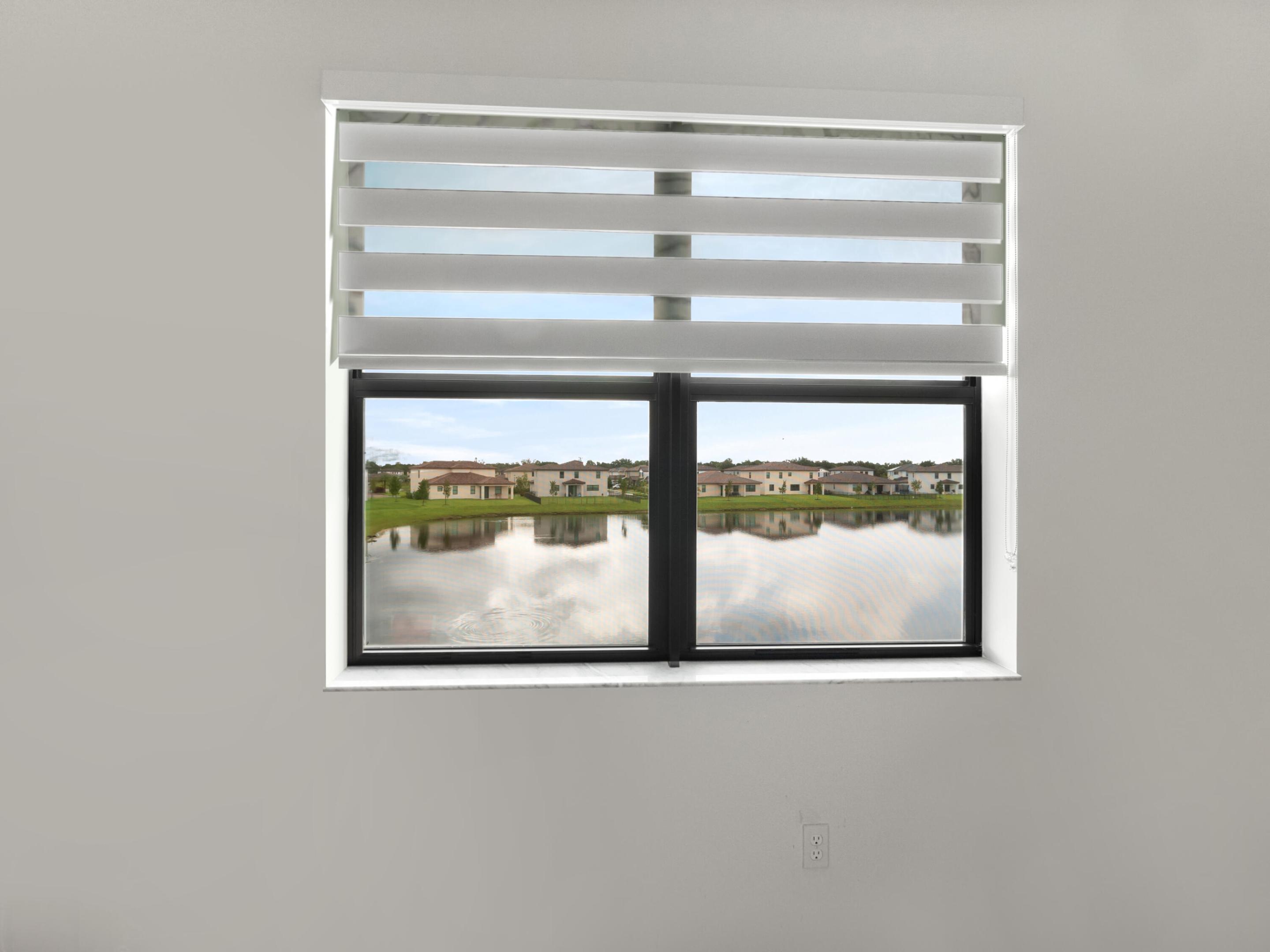 CRESTWOOD NORTH - Residential Lease