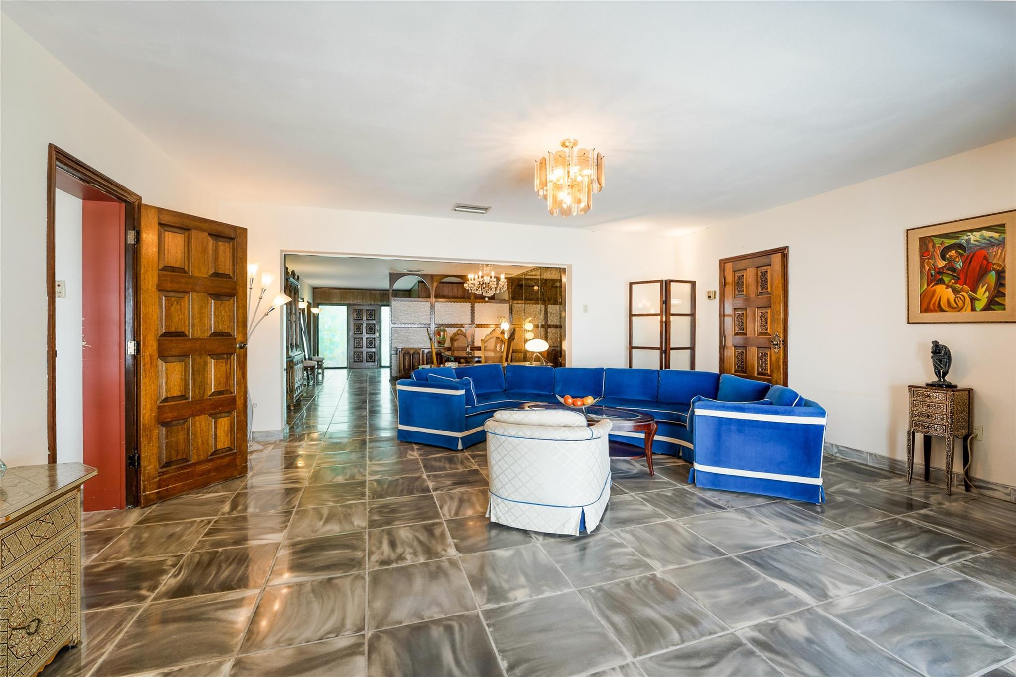 1680 S Treasure Dr