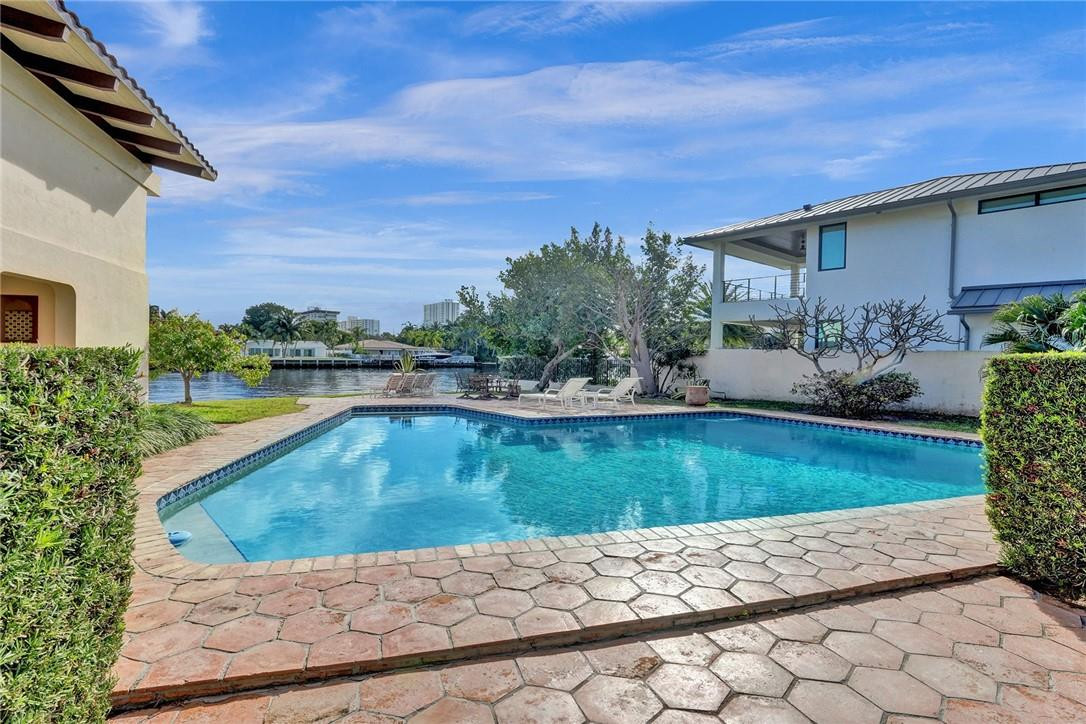 Coral Ridge Country Club - Residential