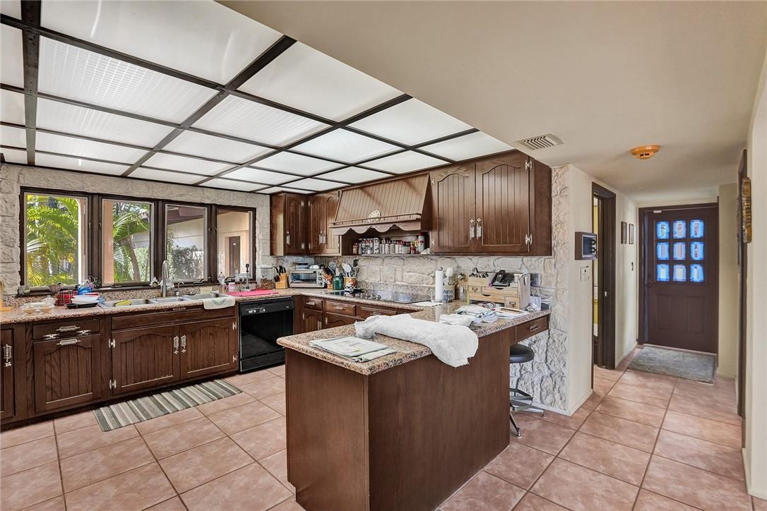 Coral Ridge Country Club - Residential