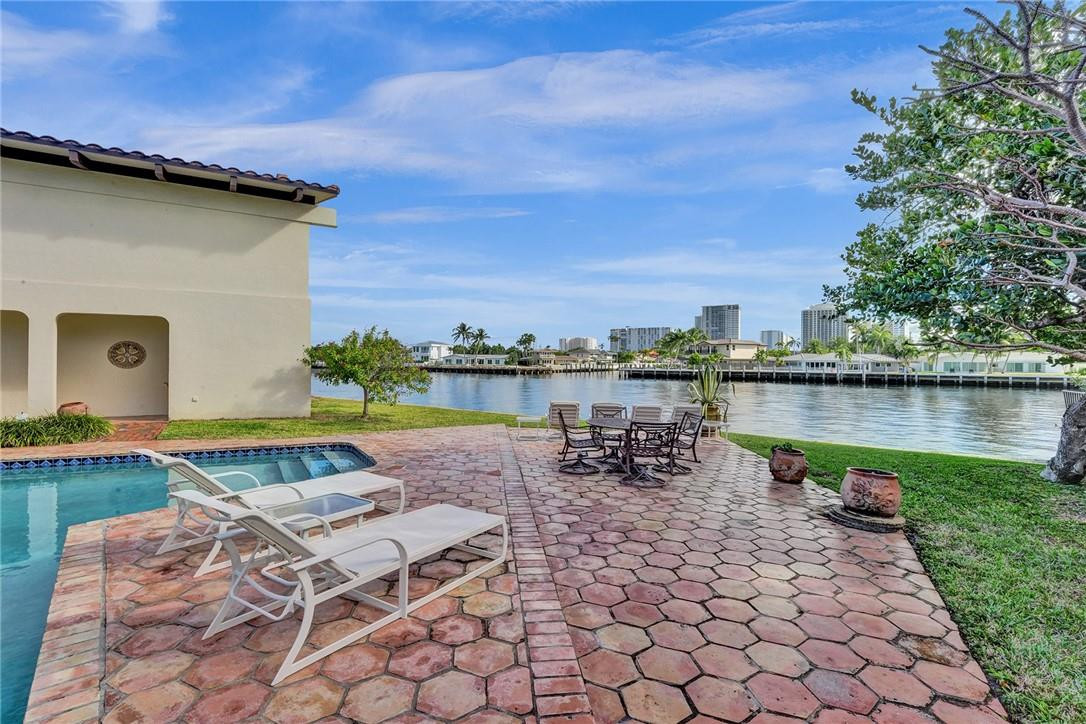 Coral Ridge Country Club - Residential