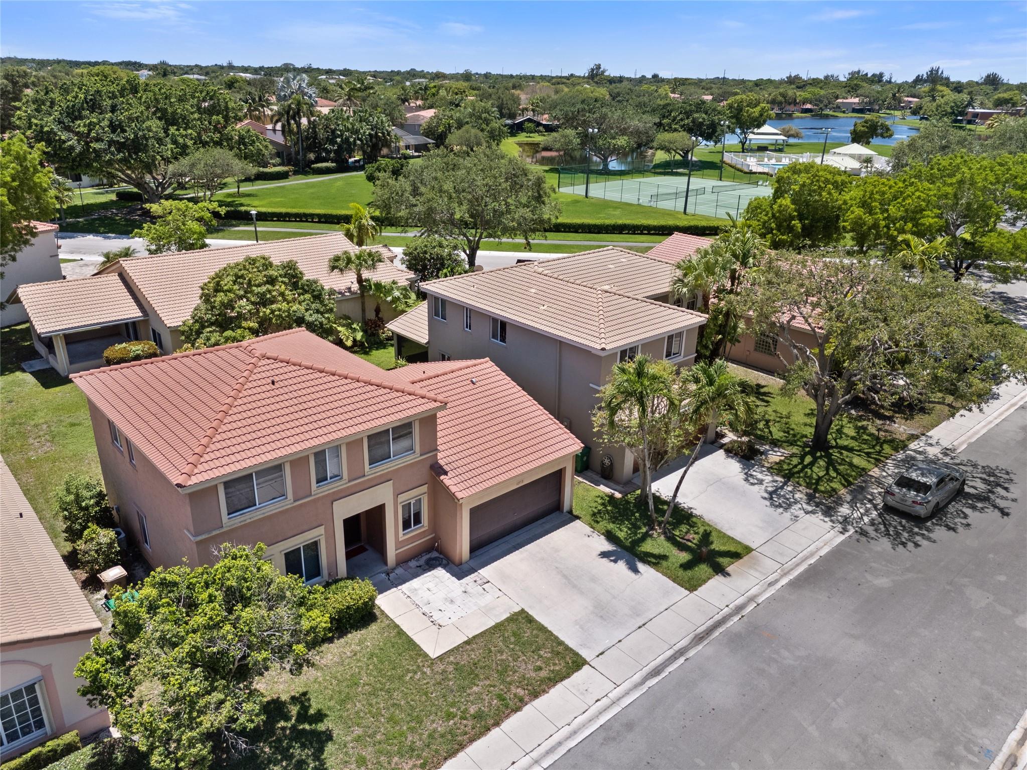 HARMONY LAKES - Residential