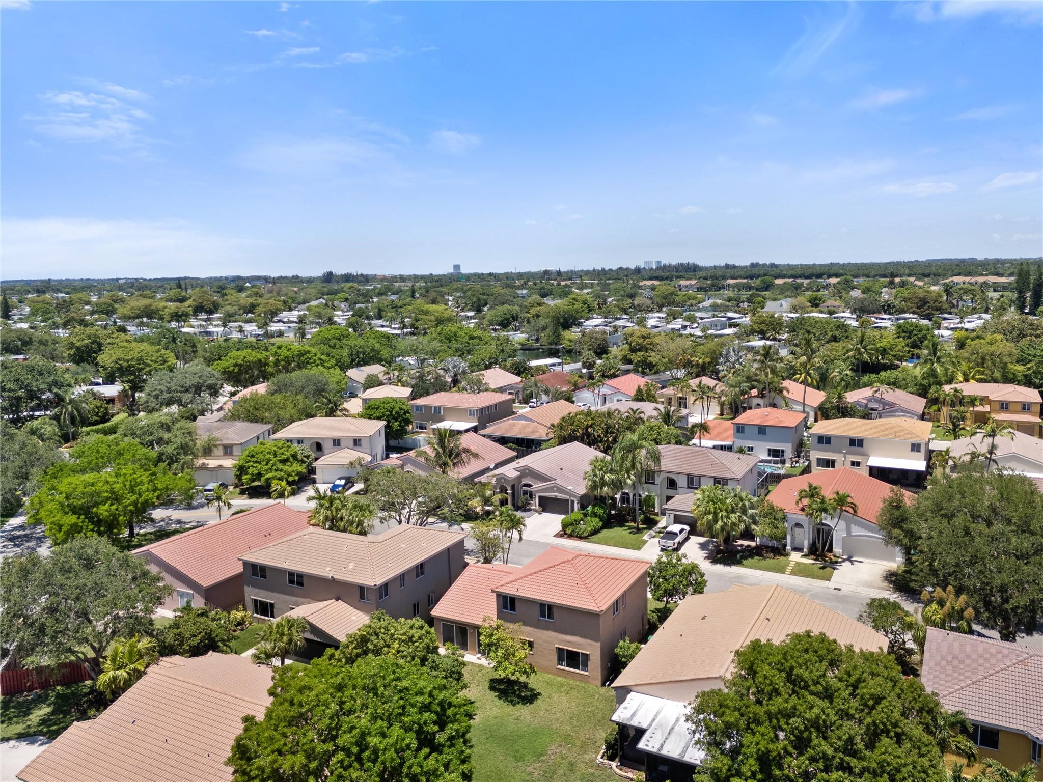 HARMONY LAKES - Residential
