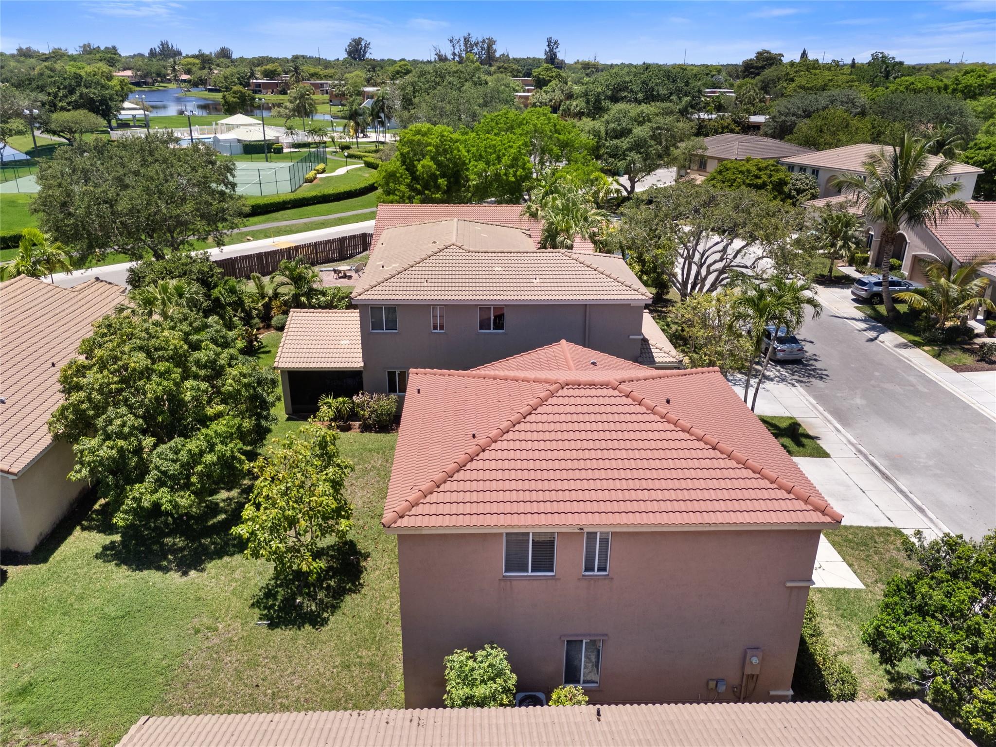 HARMONY LAKES - Residential