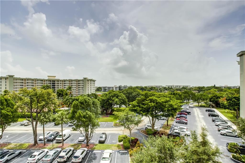 Palm Aire Country Club - Residential