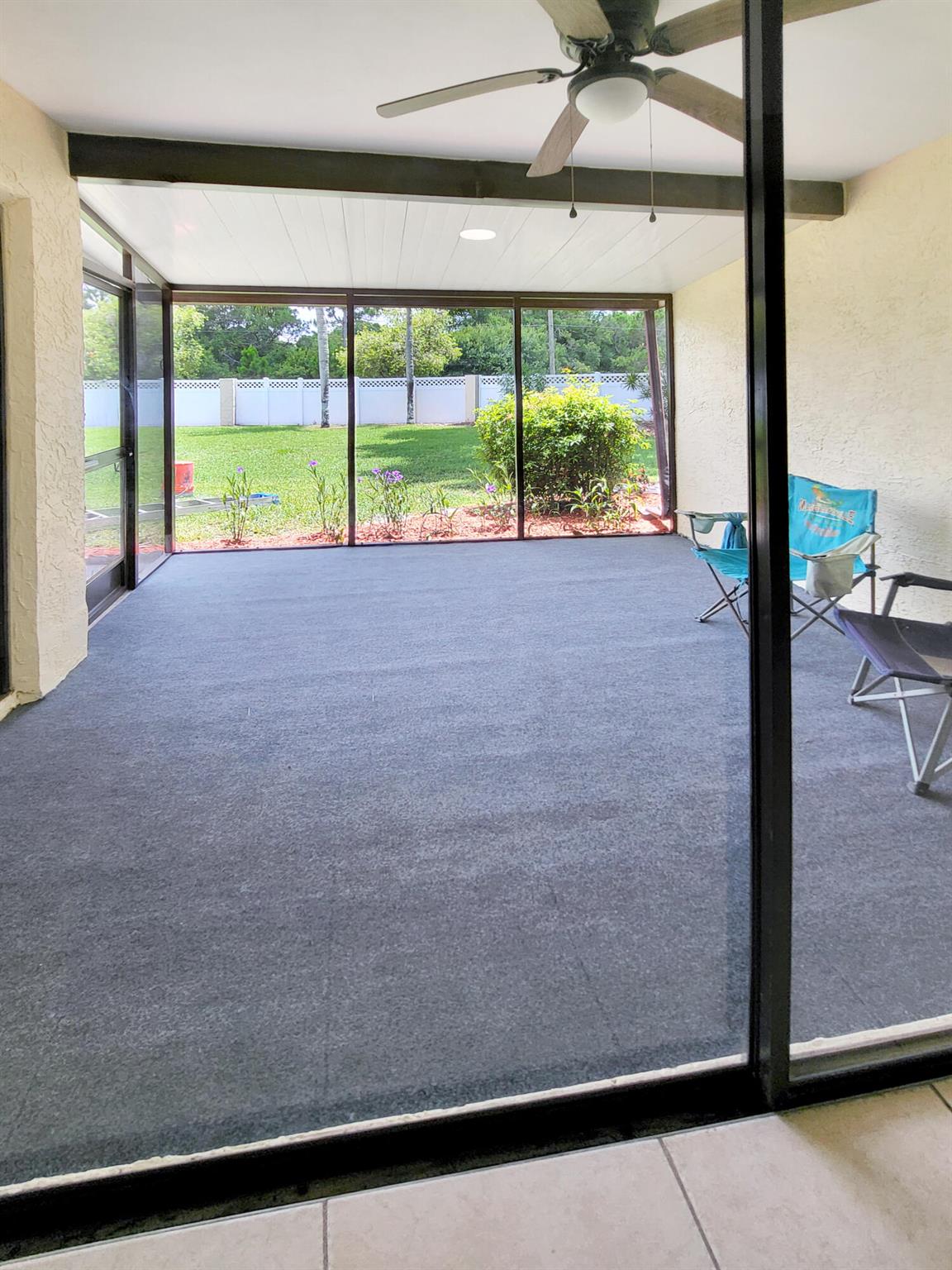6024 Indrio Road 8, Fort Pierce, FL, 34951/$165,000 4 6024 Indrio Road 8