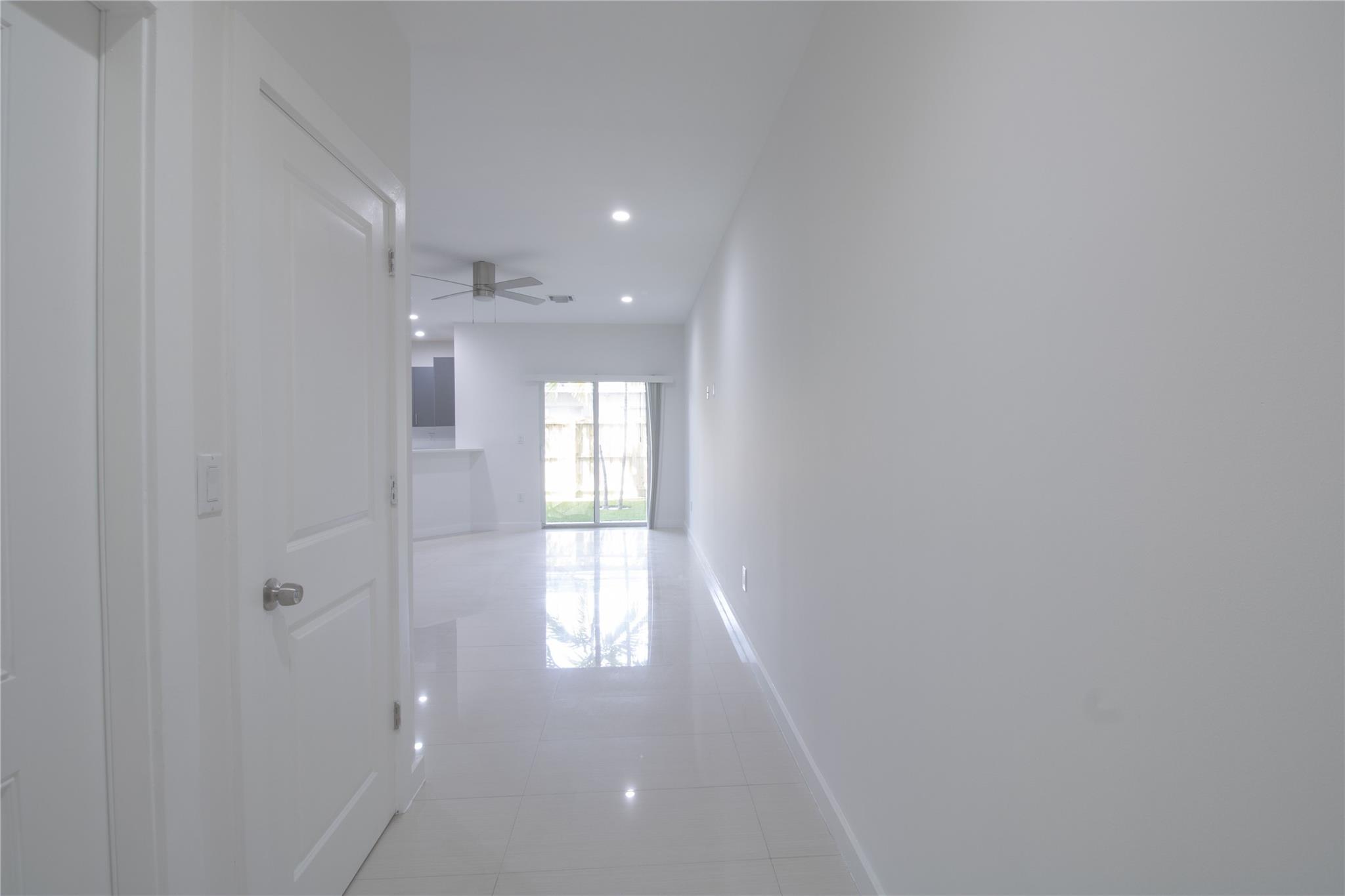 422 SE 16th St