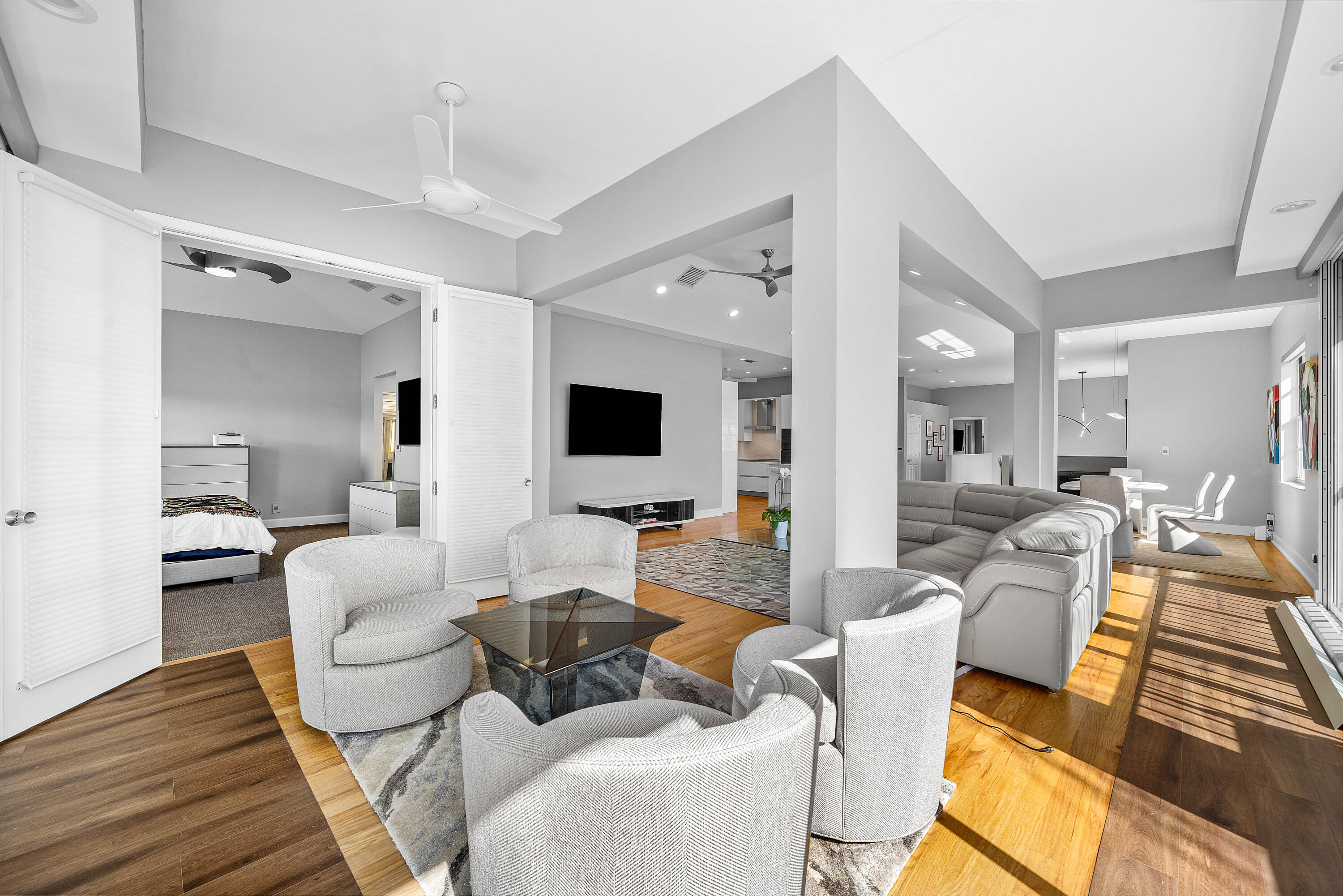 CATALINA / POLO CLUB - Residential