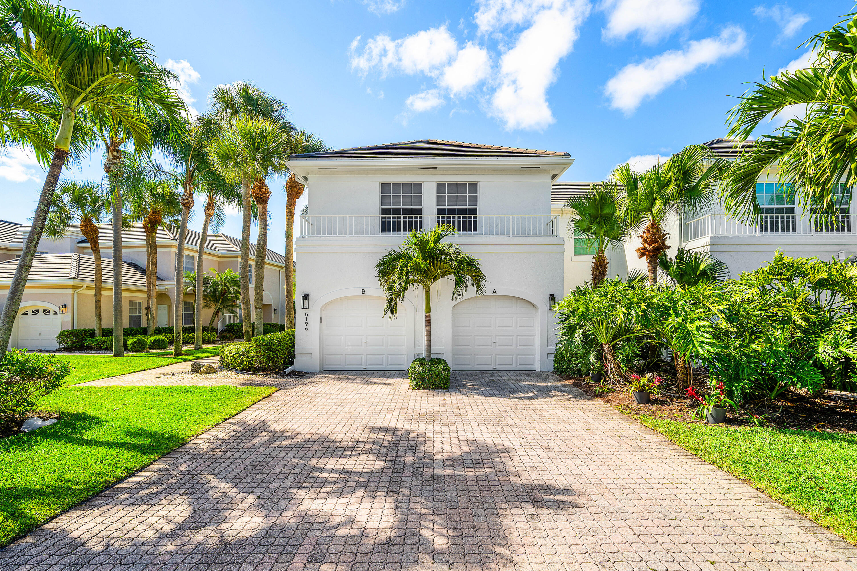 CATALINA / POLO CLUB - Residential