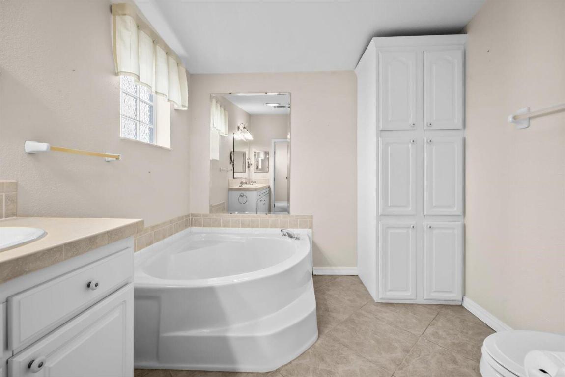 EAGLE RETREAT AT SAVANNA CLUB - Residential