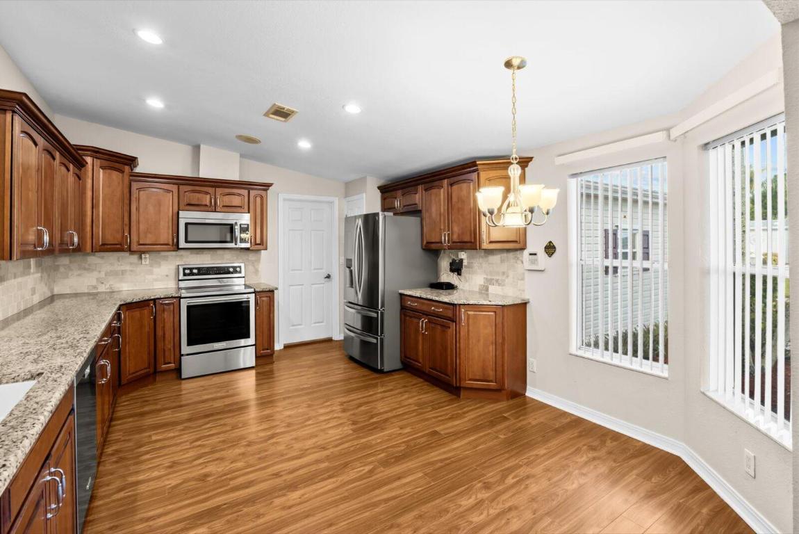 EAGLE RETREAT AT SAVANNA CLUB - Residential