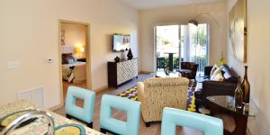 Compson Place Apartment - Residential Lease