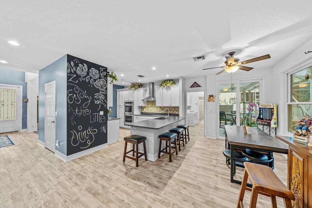 Photo of 10292 Allamanda Boulevard, Palm Beach Gardens, FL 33410 (MLS # R10965519)