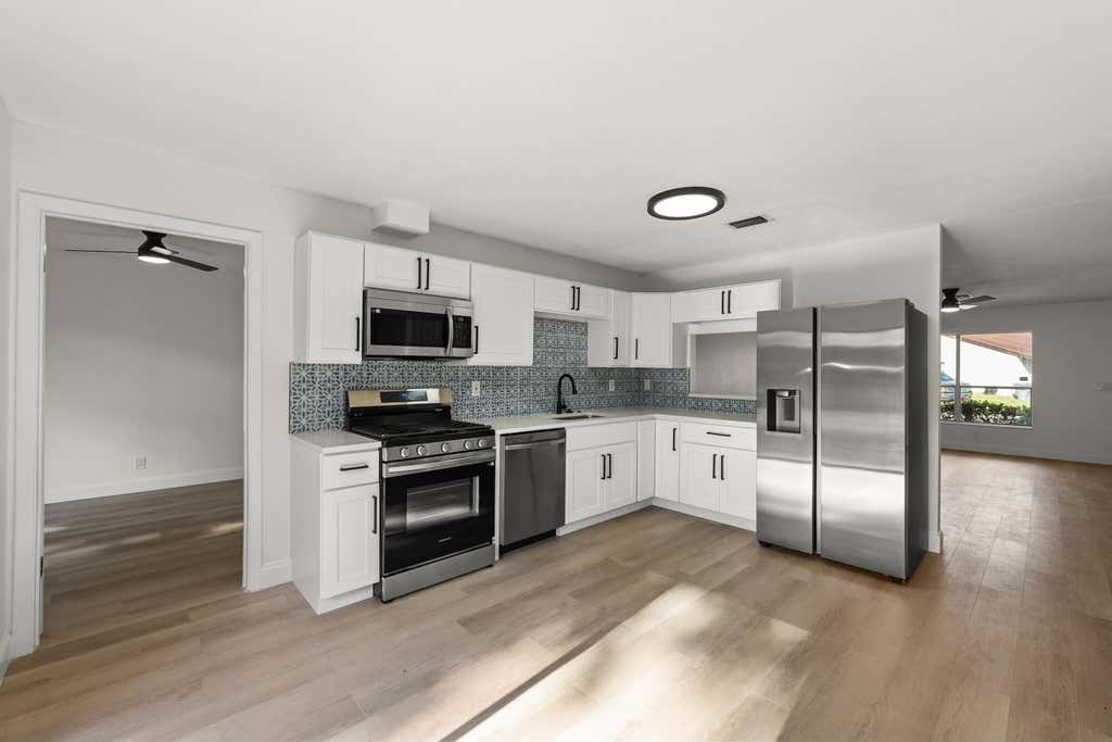 Photo of 7406 Willow Spring Circle N, Boynton Beach, FL 33436 (MLS # B26064029)