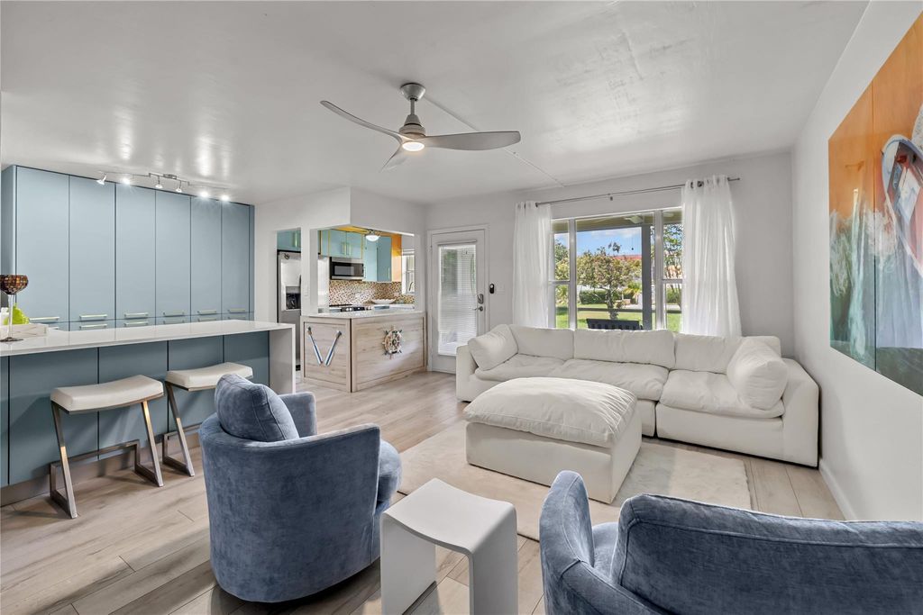 Photo of 808 SE 7th Street #105-B, Deerfield Beach, FL 33441 (MLS # F10514037)