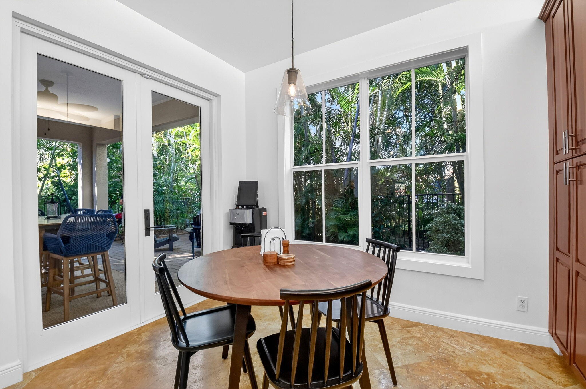 LAS BRISAS - Residential