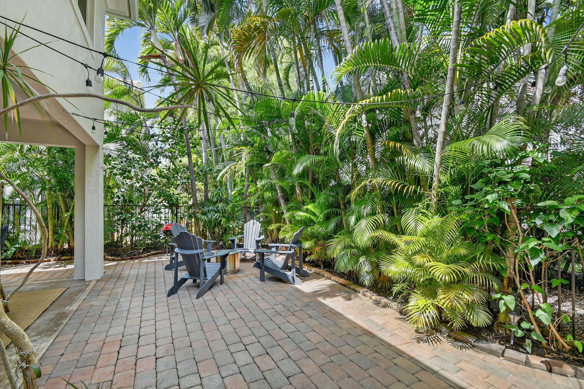 LAS BRISAS - Residential