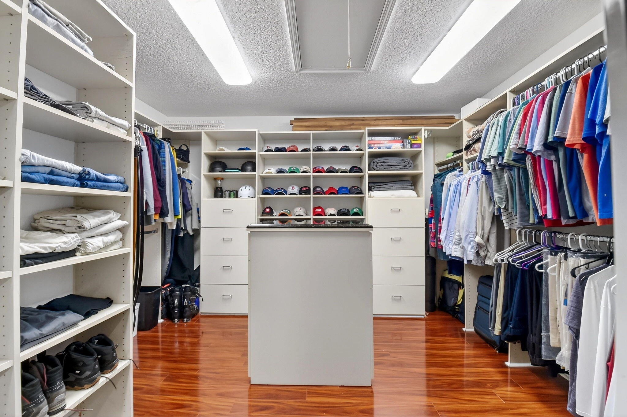 LAS BRISAS - Residential