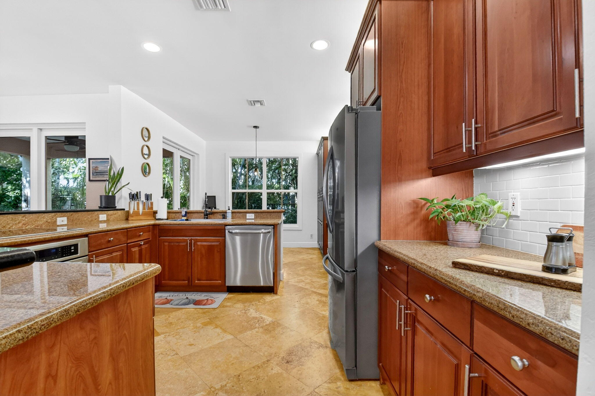 LAS BRISAS - Residential