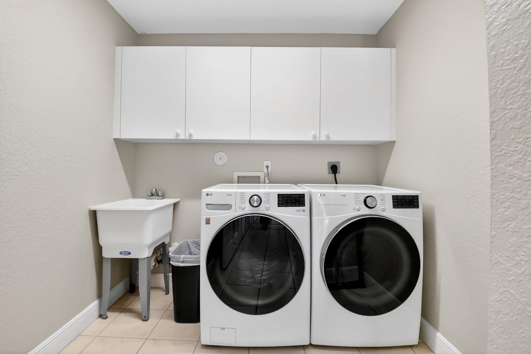 LAS BRISAS - Residential