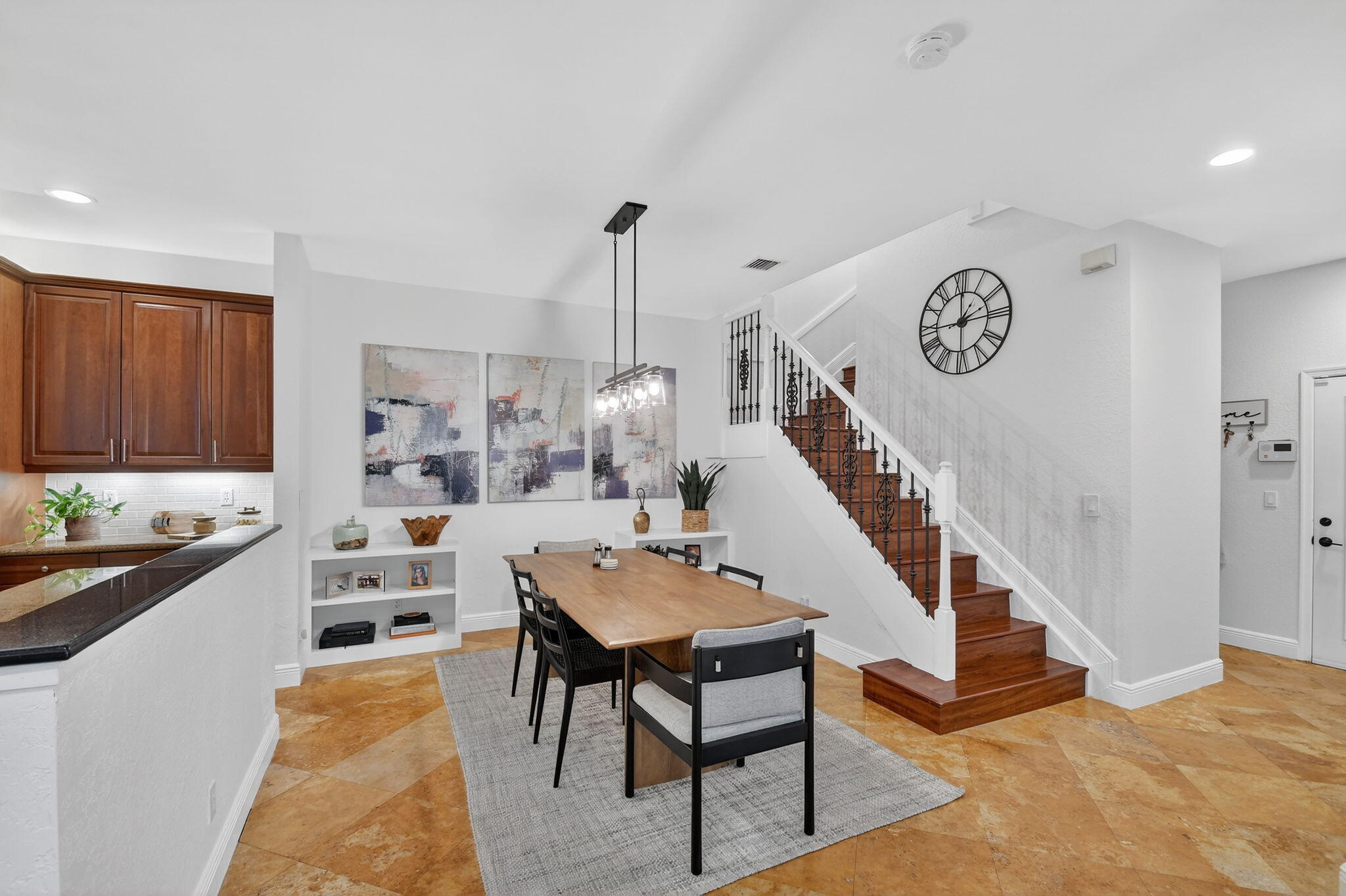 LAS BRISAS - Residential