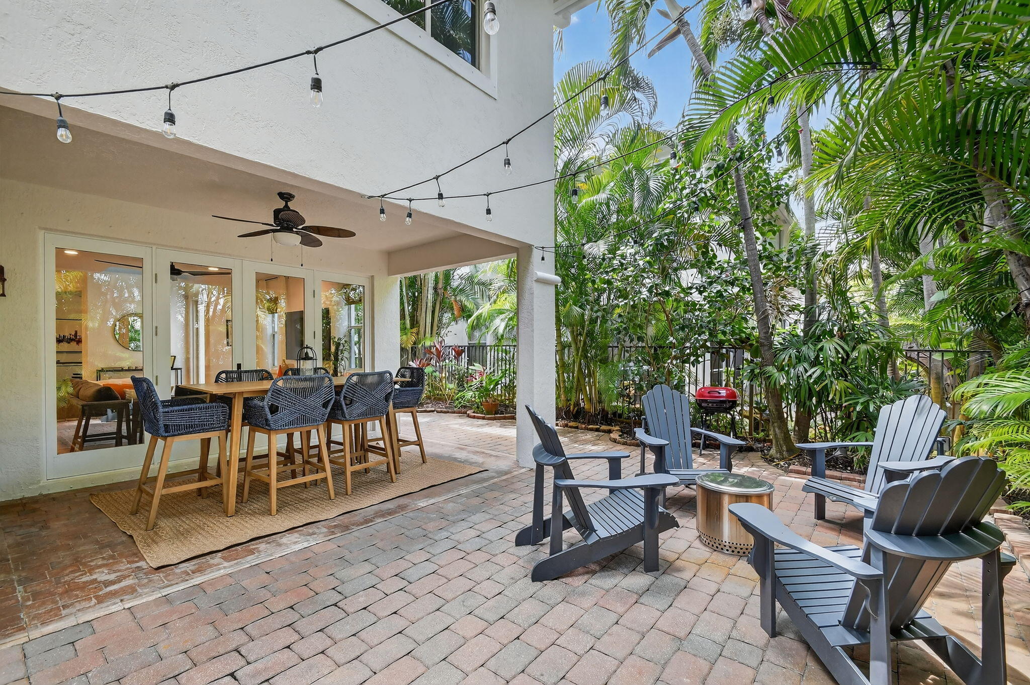 LAS BRISAS - Residential