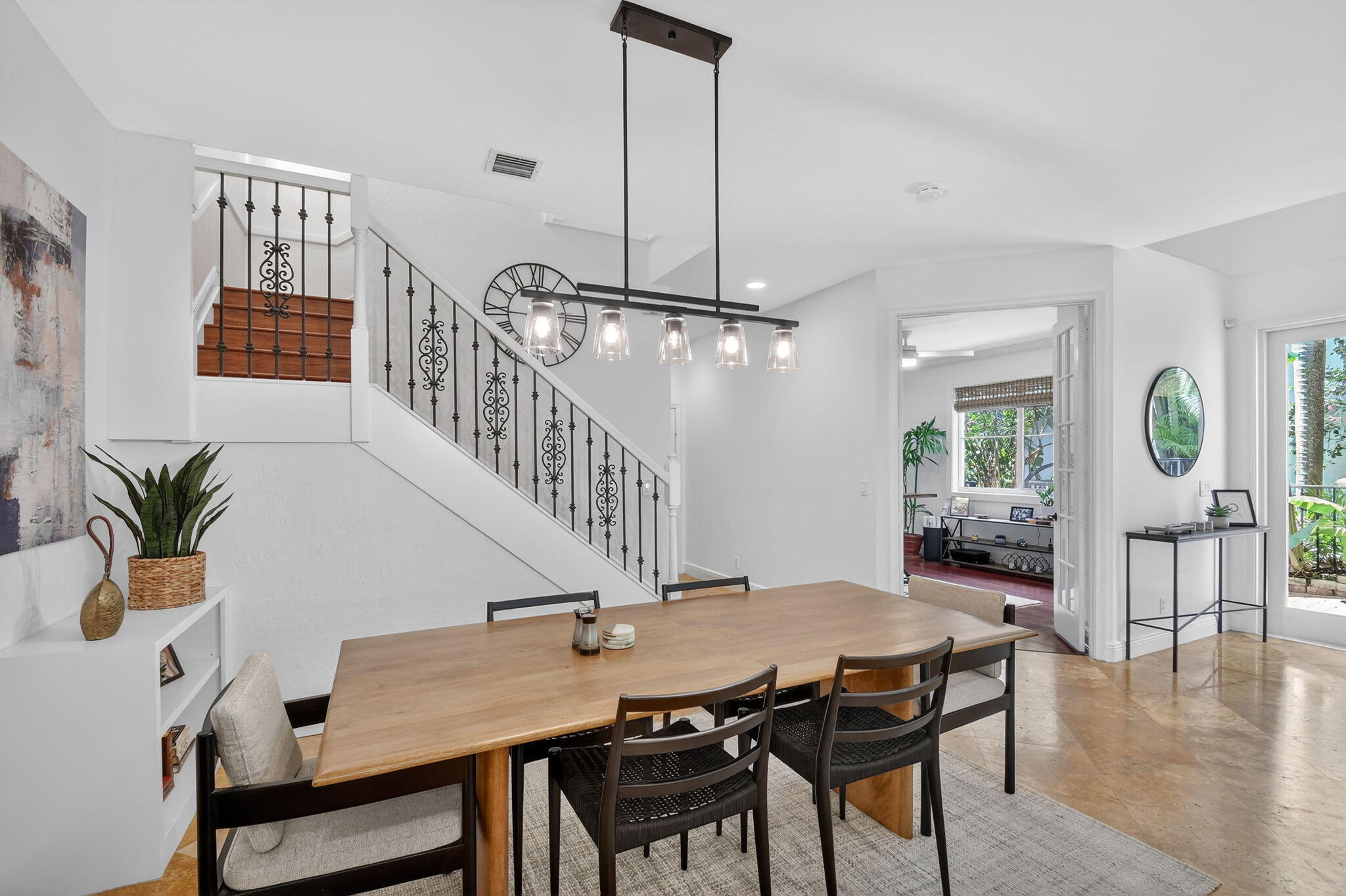 LAS BRISAS - Residential