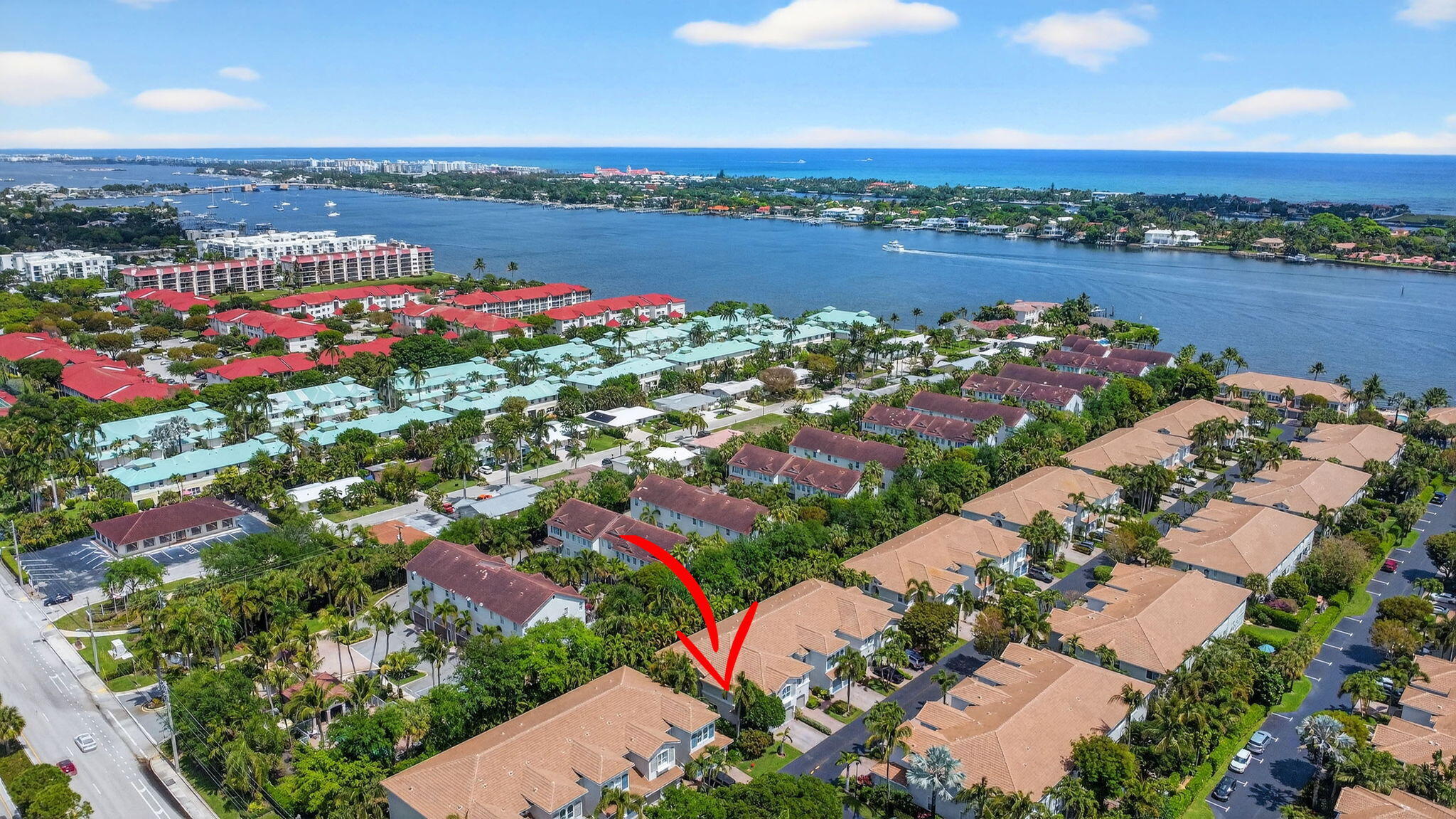 LAS BRISAS - Residential