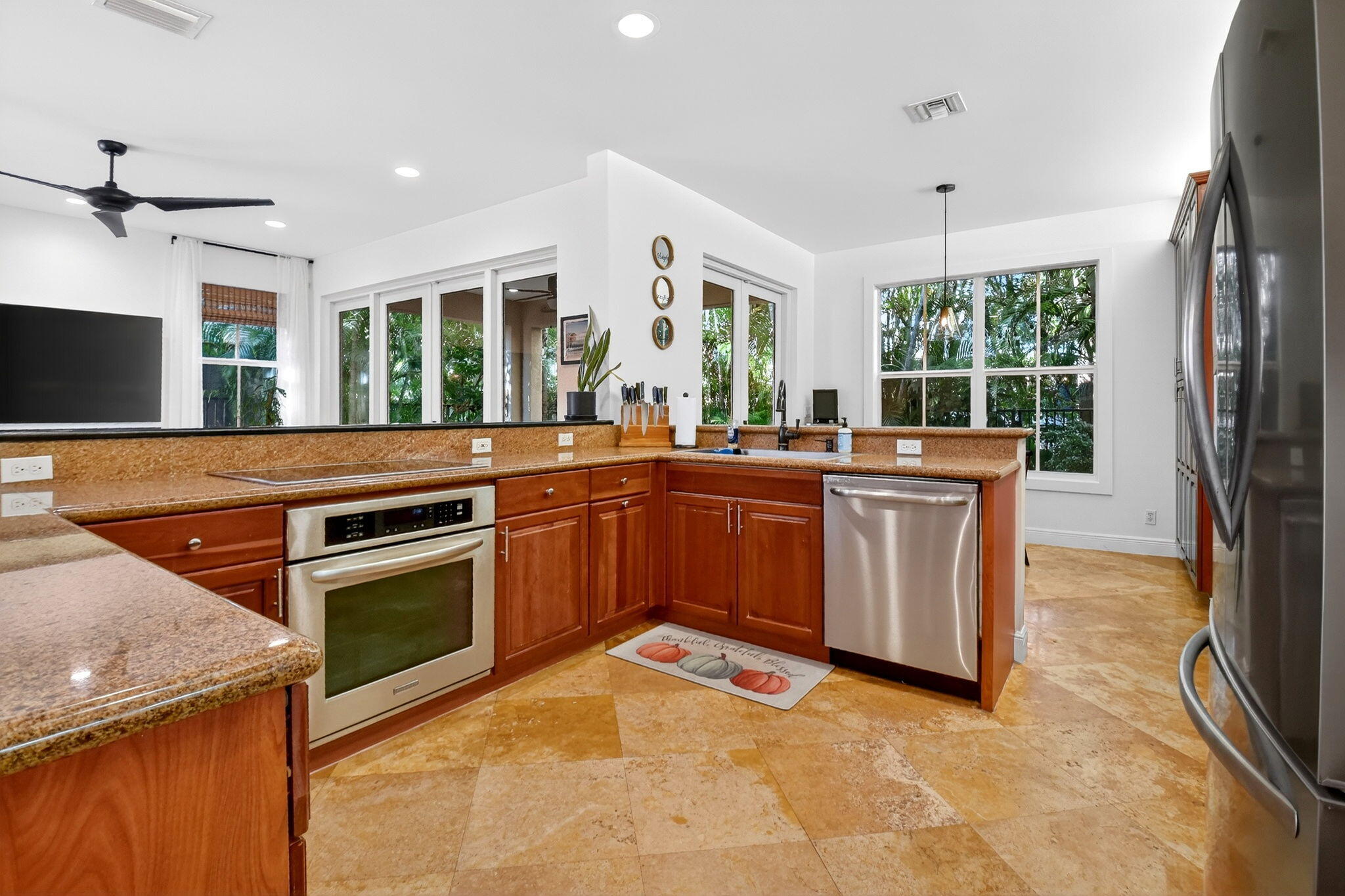 LAS BRISAS - Residential