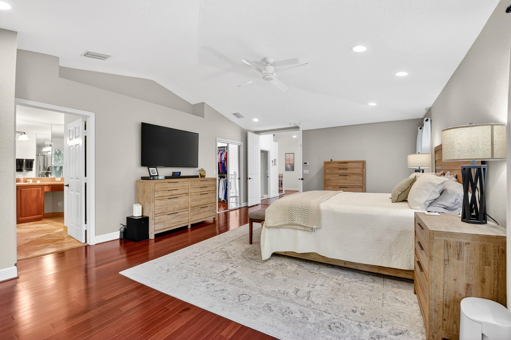 LAS BRISAS - Residential