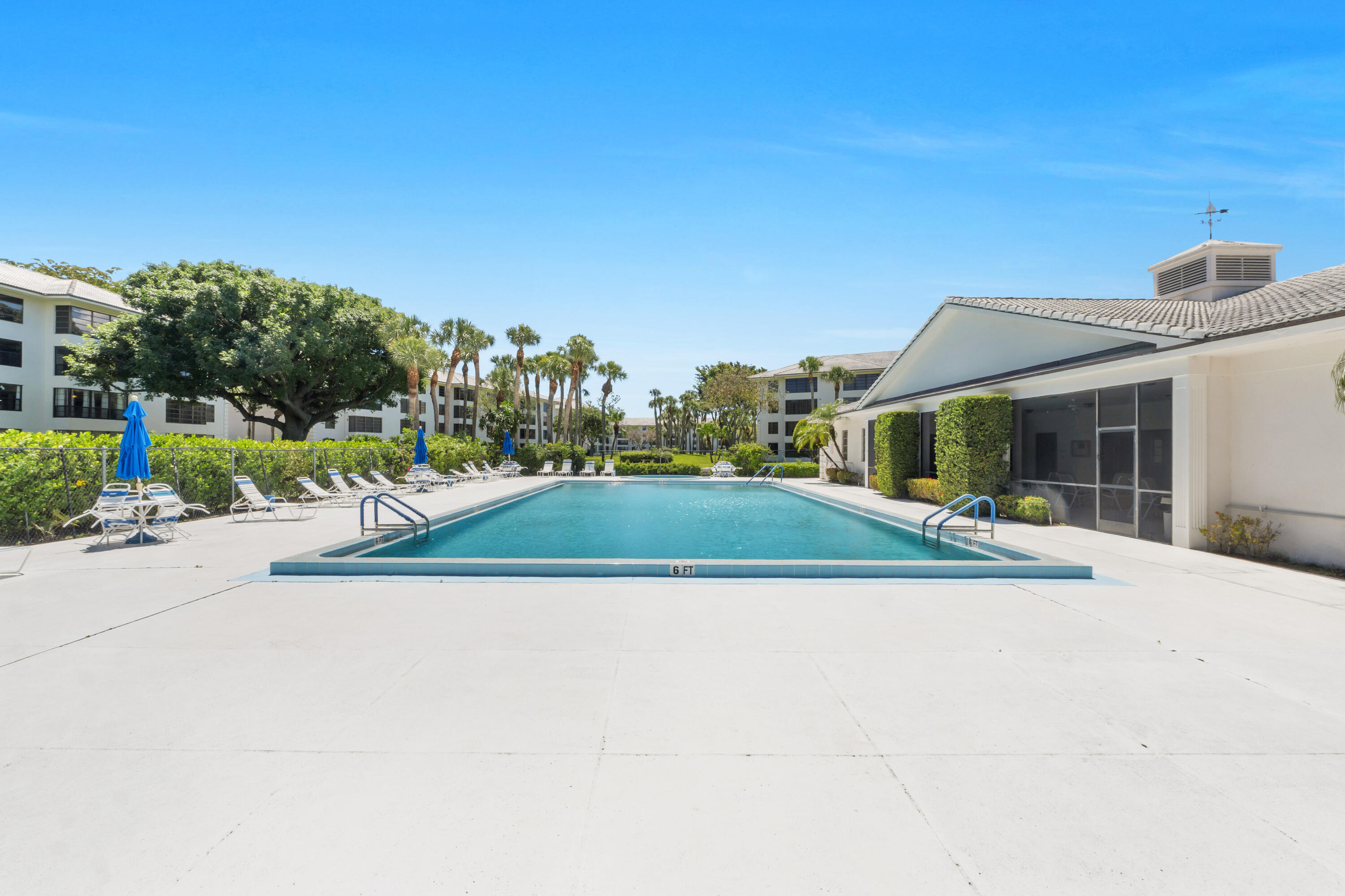 WHITEHALL CONDO OF THE LANDS OF THE PRESIDENT - Residential