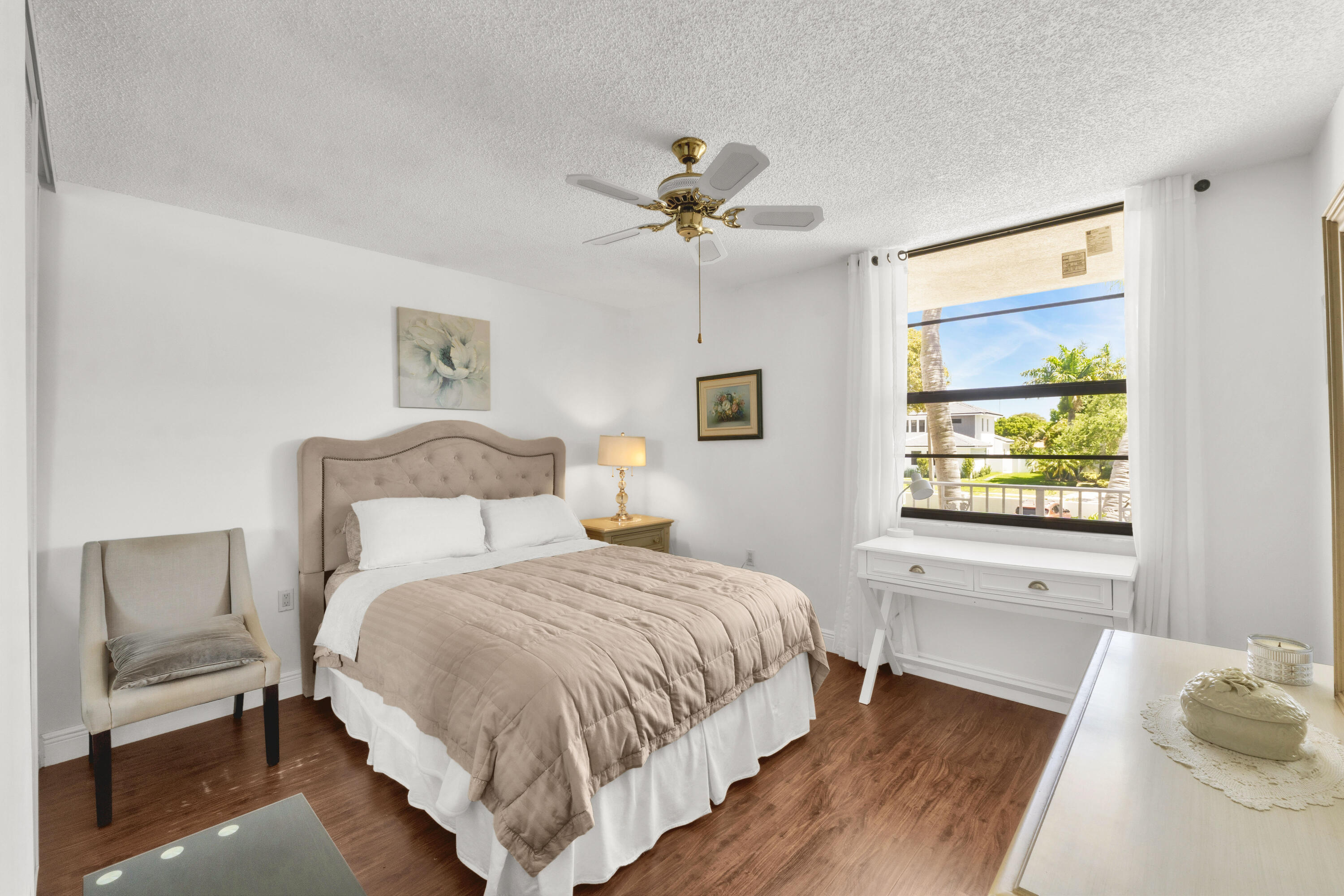 WHITEHALL CONDO OF THE LANDS OF THE PRESIDENT - Residential